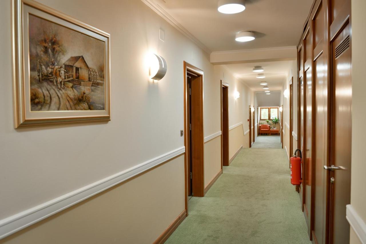 Hotel Kralj Donji Kraljevoc Екстер'єр фото
