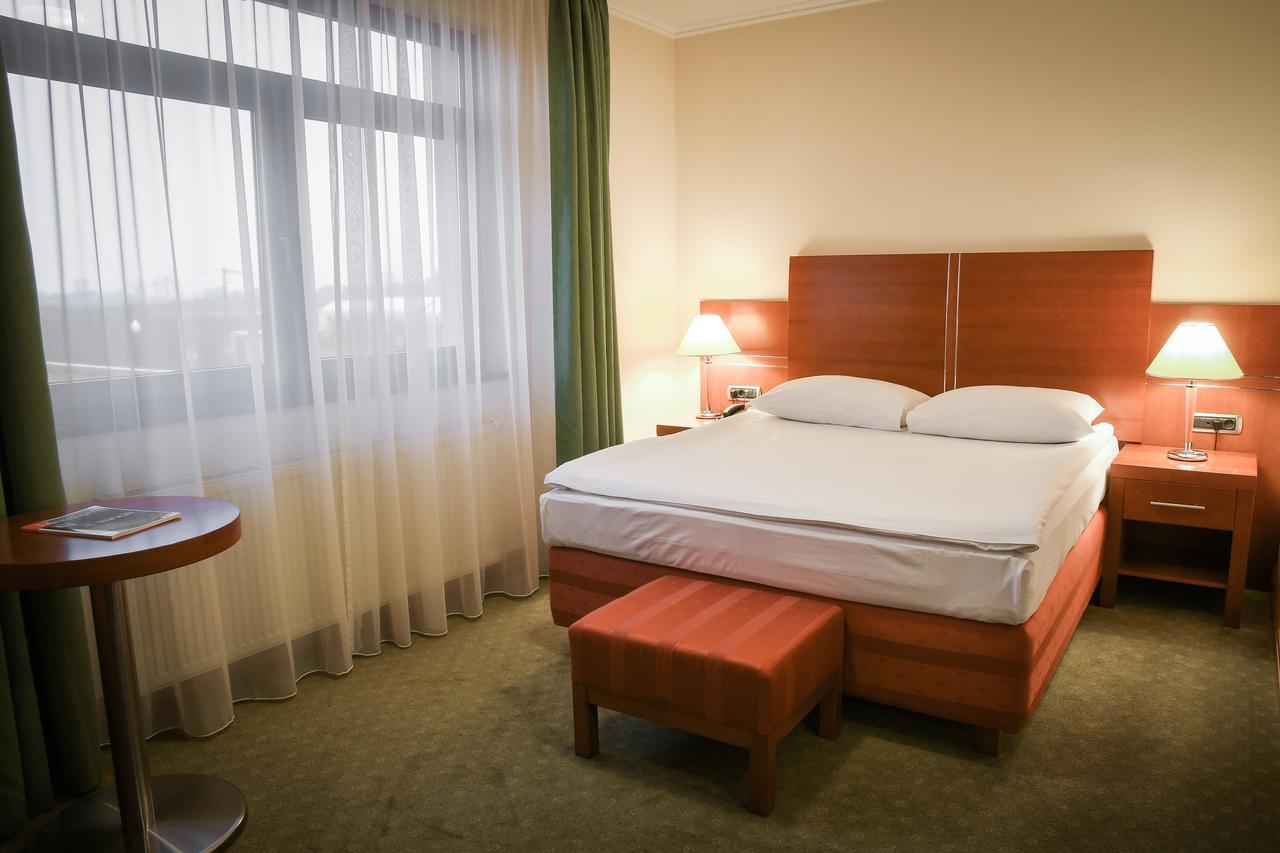 Hotel Kralj Donji Kraljevoc Екстер'єр фото